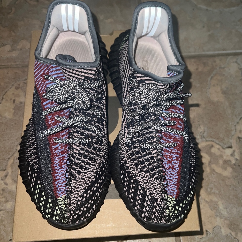Yeezy Boost 350 Yecheil